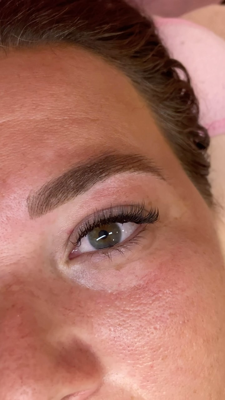 Lash lifting a výživa řas